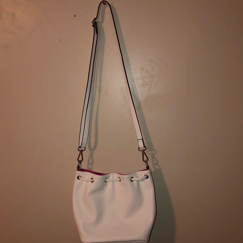 Candie's Crossbody Purse - Picture 3 of 3